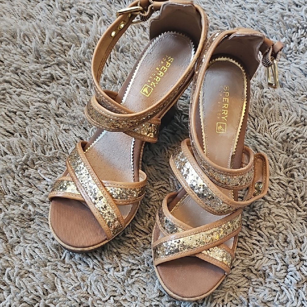Sperry Women's Gold Glitter and Tan Wedges